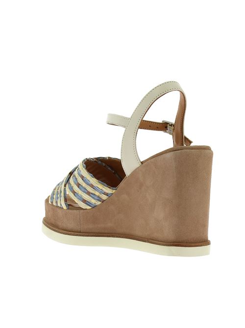 sandalo con zeppa da donna in raffia intrecciata beige e azzurra GIANMARCO SORELLI | 2150Y